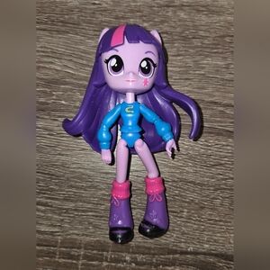 My Little Pony Equestria Girls Minis Pep Rally Twilight Sparkle Doll Figure Toy.